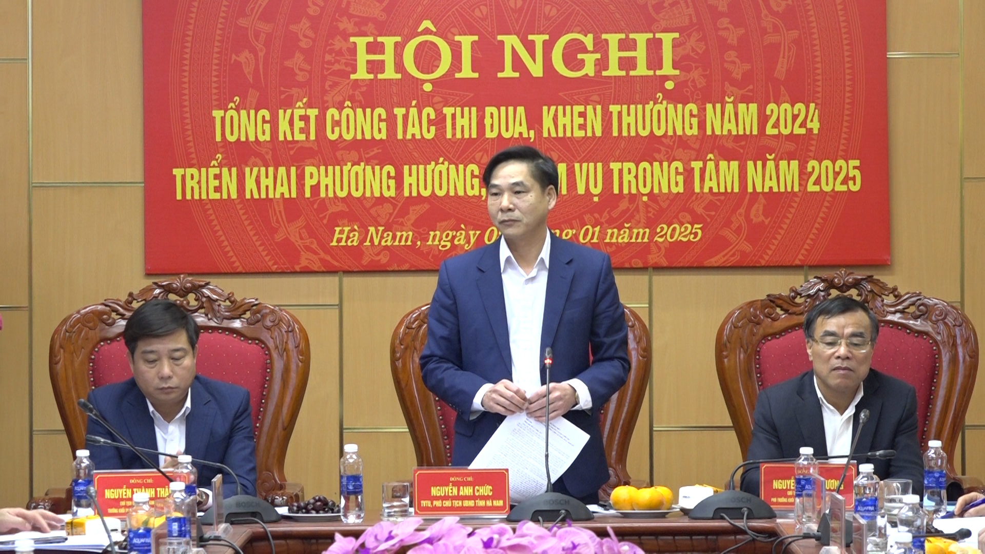 hôi nghi tông kêt công tac thi đua khen thương năm 2024 khôi cac huyên, thi xa, thanh phô...- đc pho CT-UBND tinh phat biêu tai hôi nghi.jpg