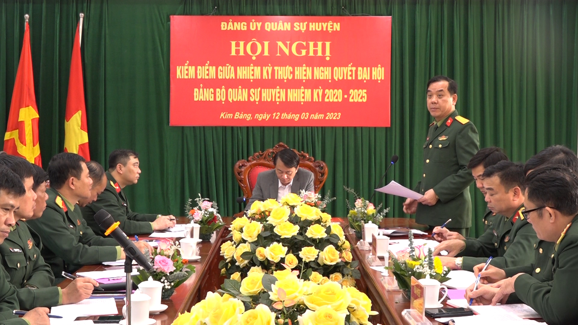 đang bô quân sư kim bang kiêm điêm giưa nhiêm ky- đc chi huy trương bô CHQS tinh phat biêu tai hôi nghi.jpg