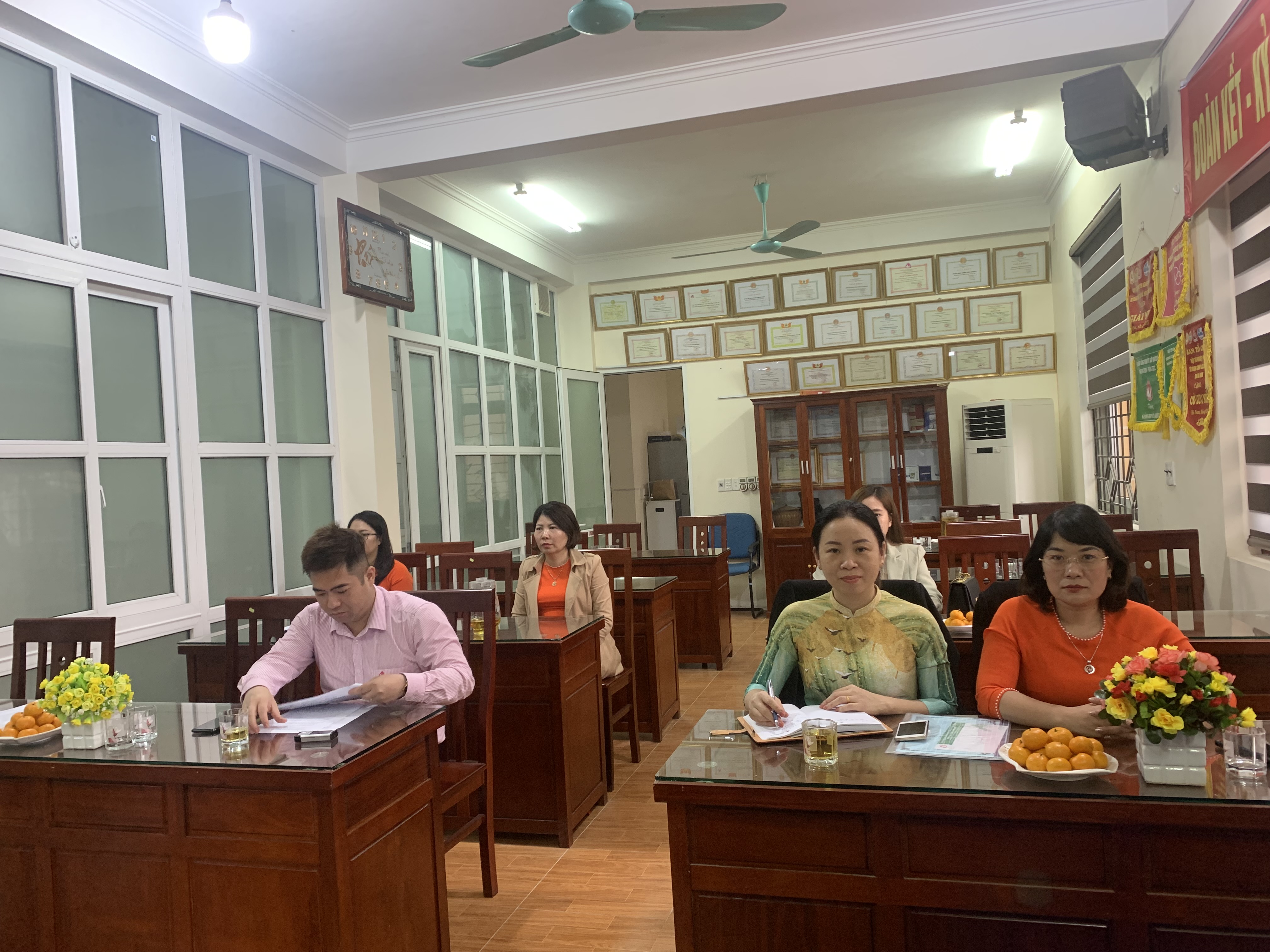 Đại biểu dự Đại hội Công đoàn bộ phận NHCSXH Kim bảng nhiệm kỳ 2023-2028.jpg