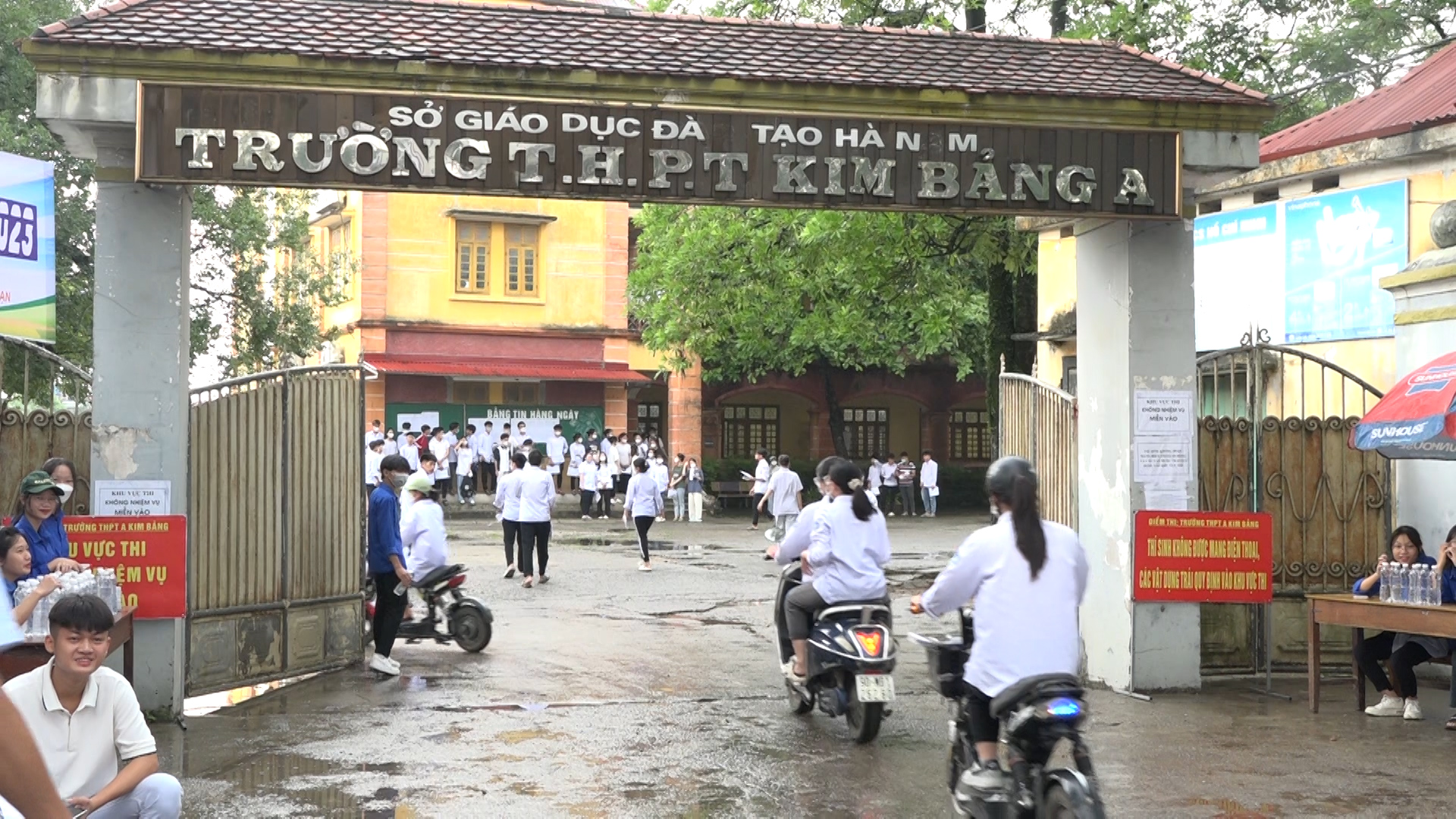 cac trương THPT trên đia ban huyên Kim Bảng tô chưc ky thi tôt nghiêp THPT,,- điêm thi trương thpt kim bang A (1).jpg