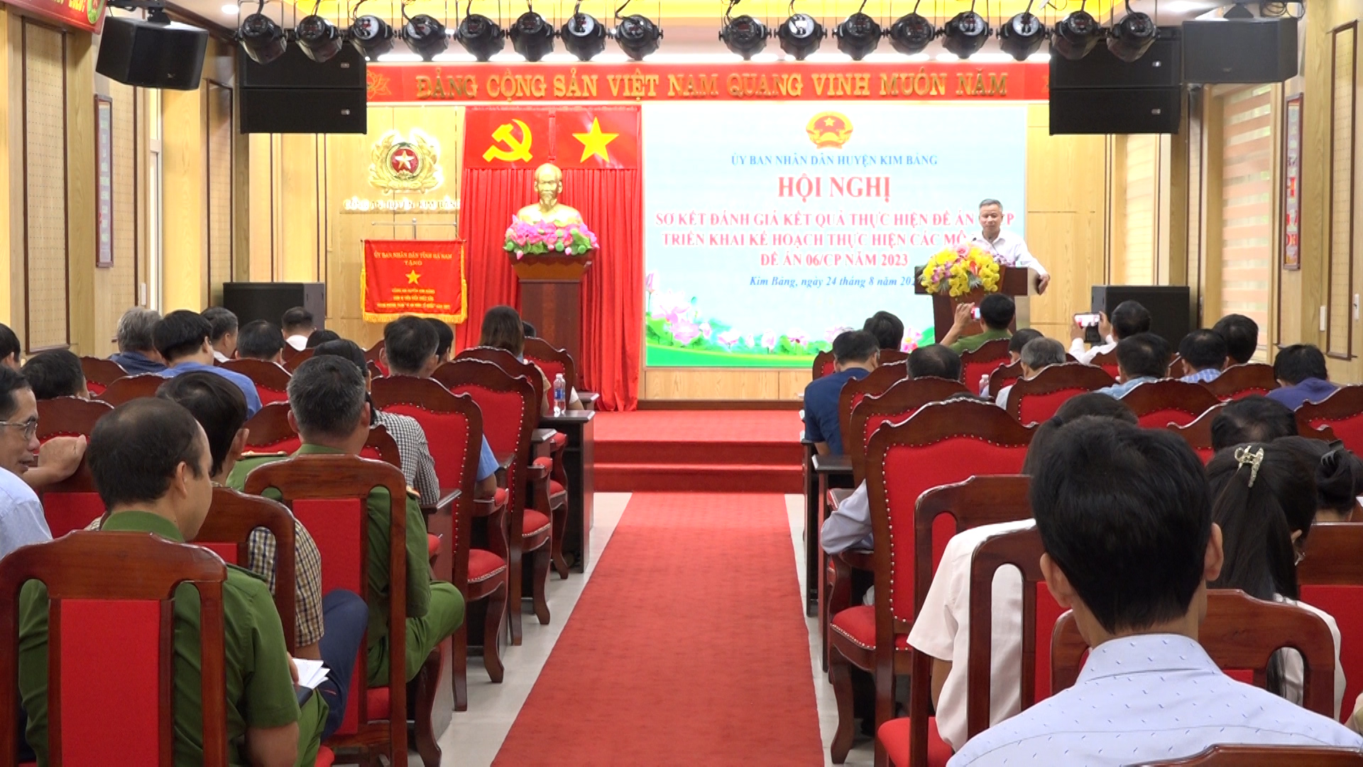 hôi nghi sơ kêt đanh gia kêt qua thưc hiên đê an 06 6 thang đâu năm 2023.jpg