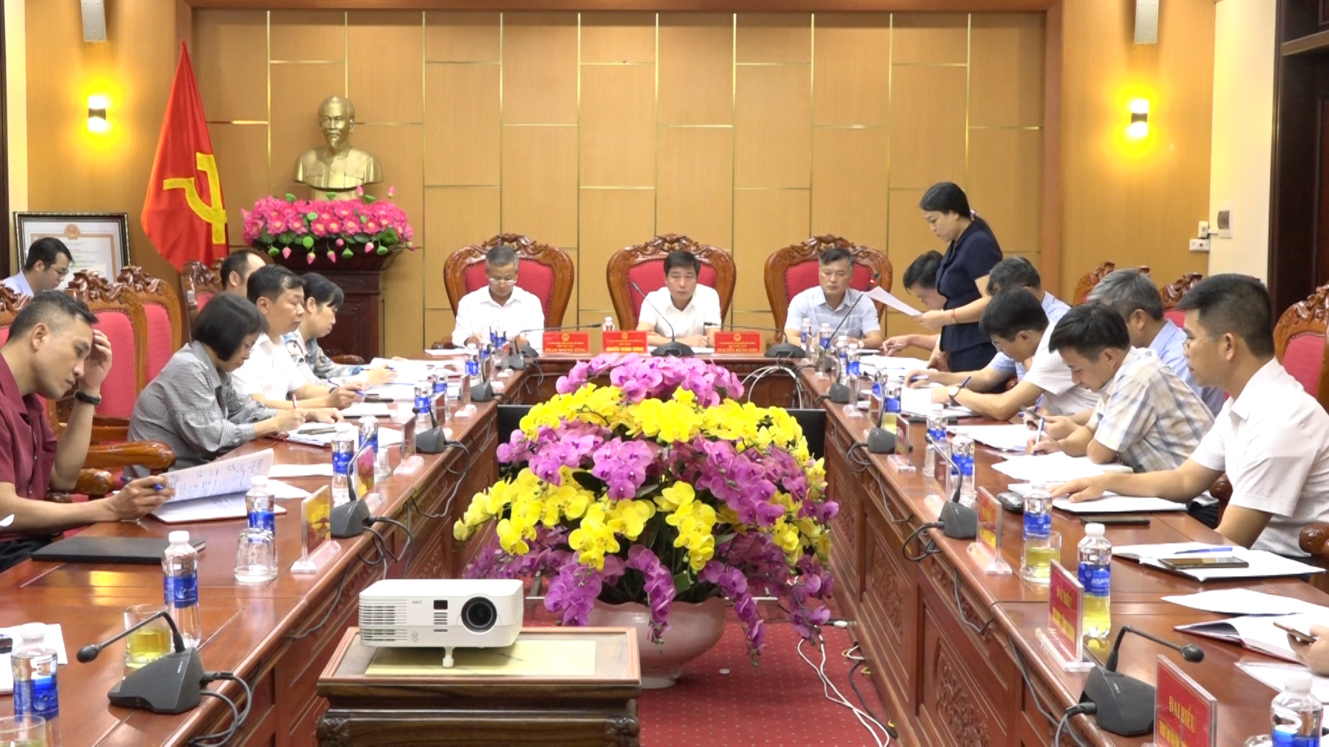 hôi nghi giao ban cac cơ khôi QLNN thang 9.jpg